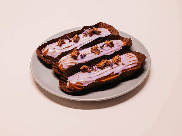 Пламя и вино - Эклер Ягодный