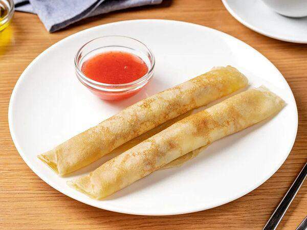 Coffee inn - Блины с творогом и клубничным топингом