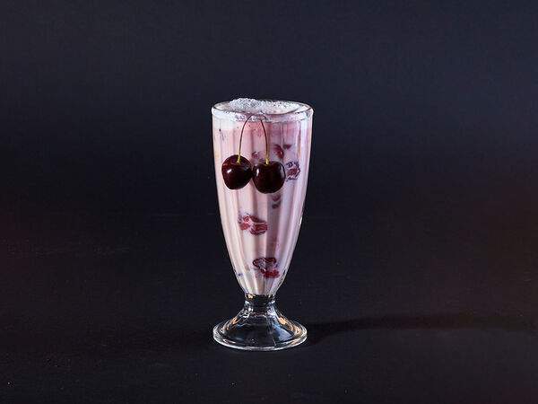 Да! Ёж! Пицца! - Авторский милкшейк Вишня-маракуйя