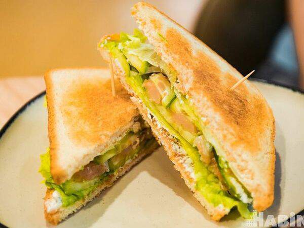 Марли - Сэндвич с красной рыбой