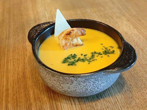 The OX - Тыквенный крем-суп с креветкой