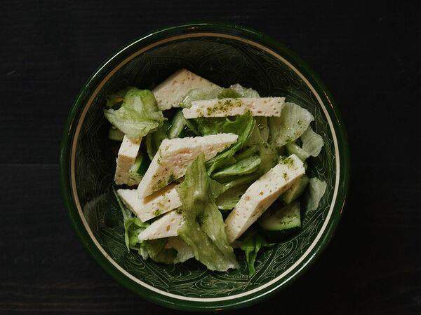 Чебуречная культурно коротко - Салат овощной с сыром