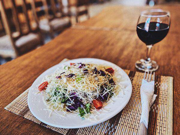 Эдем - Салат Цезарь с курицей