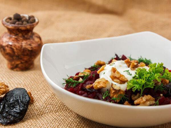 Кафе вегетарианской кухни Радхика - Салат Свекольный