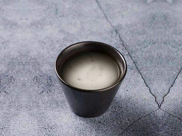 Дом Нино - Мацони с чесноком