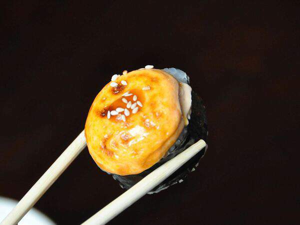 SushiDo - Запеченные с лососем