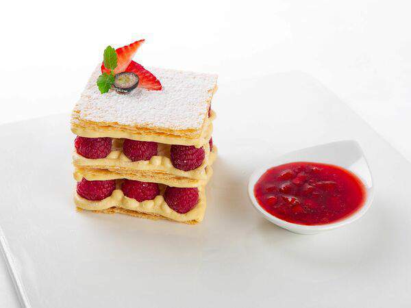 Труффальдино - Мильфей со свежей малиной