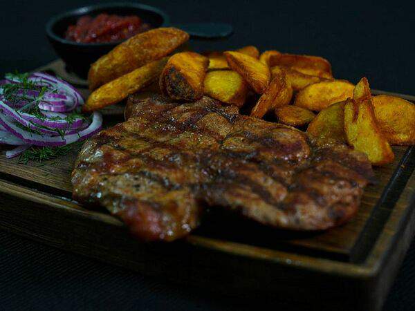 Mr. Fox - Стейк из cвинoй шеи