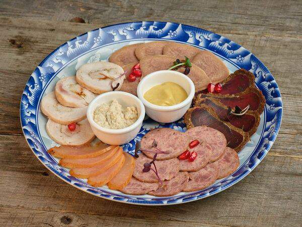 Почем харчо - Мясное ассорти