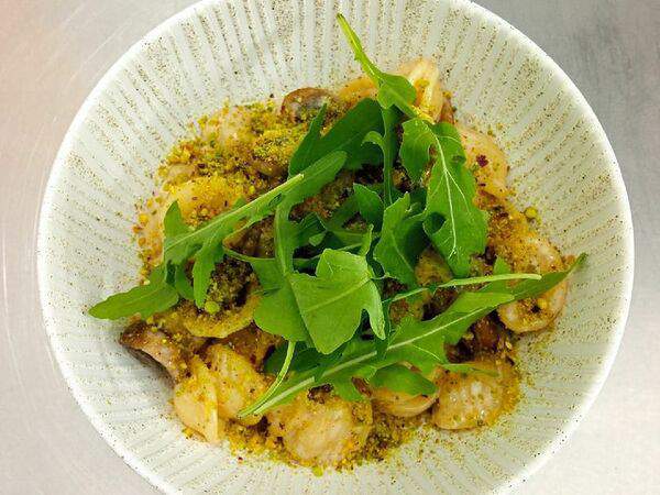 Santa Mozzarella - Паста Орекьетте с грибами и камамбером