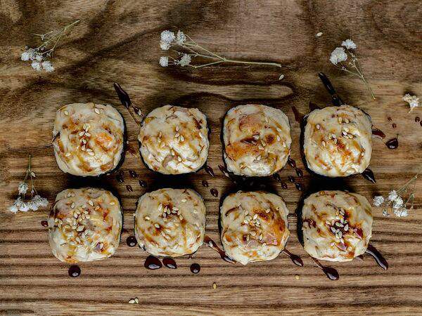 Foodmarket #FaceRoll - Запечённый ролл с шапочкой из угря