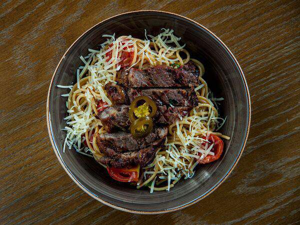 Ромэйн meat - Стейк паста