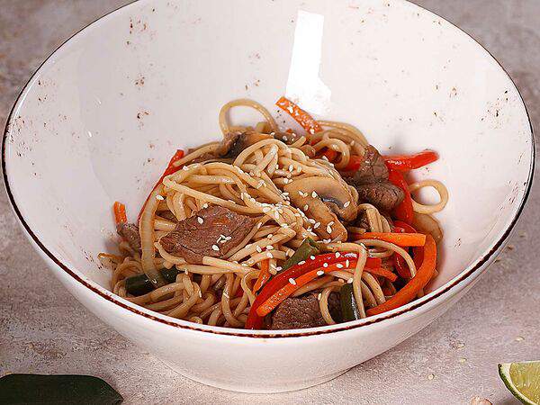 Pro Sushi - Удон с говядиной