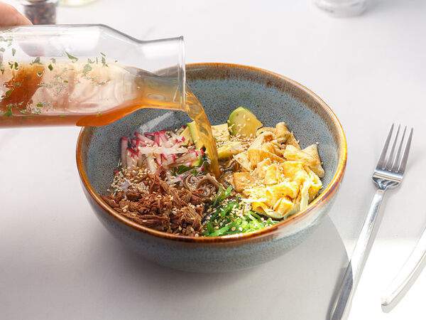 Гурмерия De Paris - Суп кукси