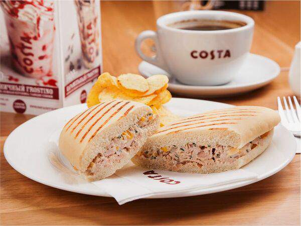Costa Coffee - Панини с тунцом