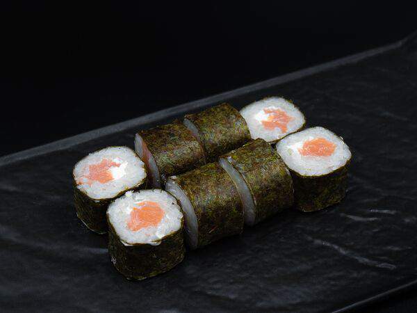 НЕФТЬ еда - Ролл с лососем и сыром