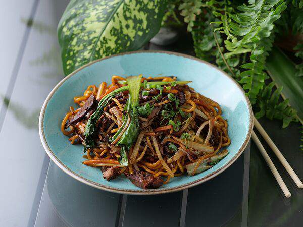 Dong po - Яичная лапша с говядиной