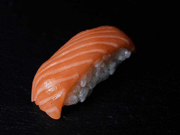 Rocket Pizza - Суши с лососем