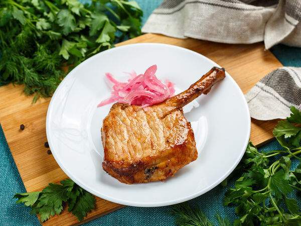 Ресторан быстрого обслуживания Вилка ложка - Свинина гриль на кости