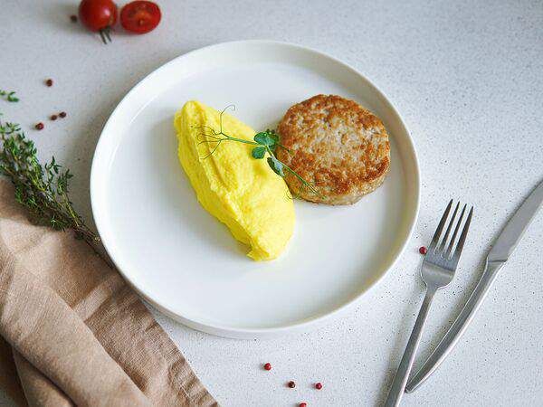 Пан Кот - Куриная котлета с картофельным пюре Радуга