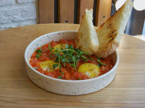 Pankoff Bakery - Шакшука