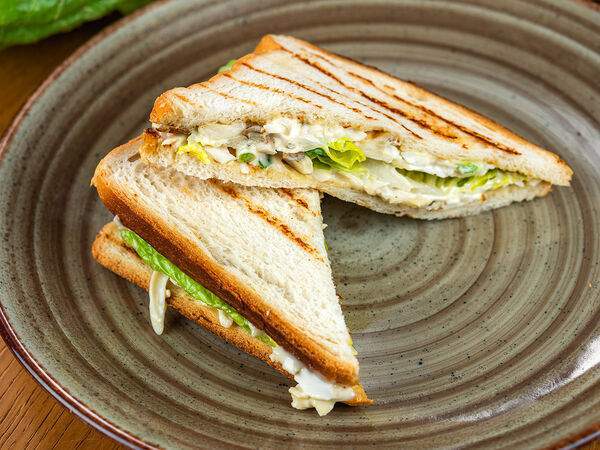 Antonio - С яичным салатом