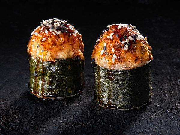 Воккер - Ролл запеченный с мидиями