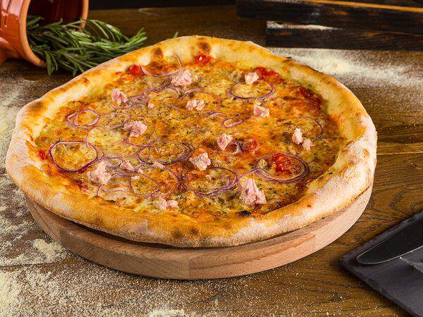 Семейное кафе Бамбинополь - Пицца Тонно и чиполла