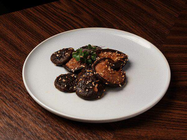 Clan - Грибы шиитаке в соусе кимчи