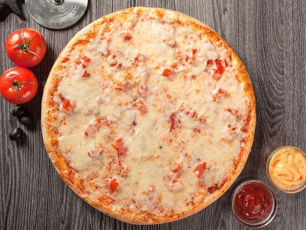 Sky trip - Пицца с беконом и томатами