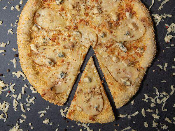 Pizza Shop - Пицца с грушей и горгонзолой