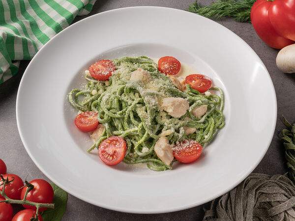 Caffe47 - Спагетти с курицей