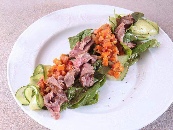 Rose Cafe - Теплый салат ростбиф-рататуй