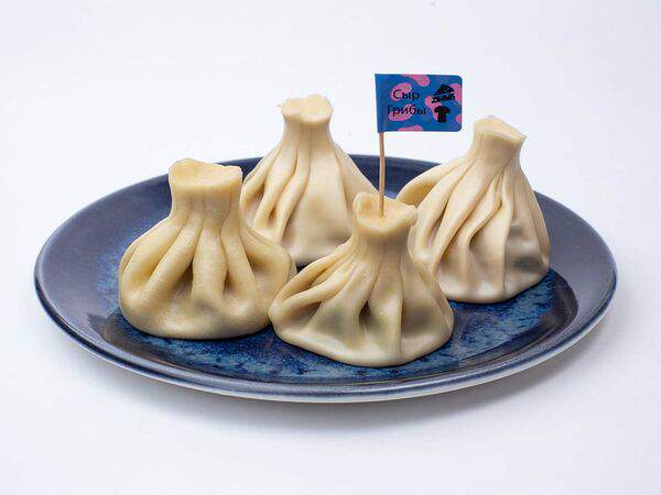 Персонажи - Хинкали с грибами, сыром и сливками