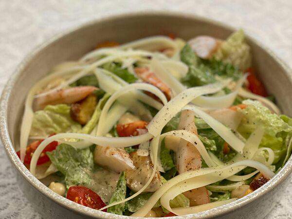 Старая пристань - Салат Цезарь с креветками су-вид