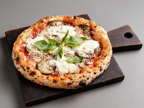 Пиццерия 22 сантиметра - Пармиджана страчателла