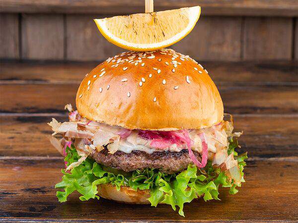 Краснодарский парень - Бургер Вителло Тоннато