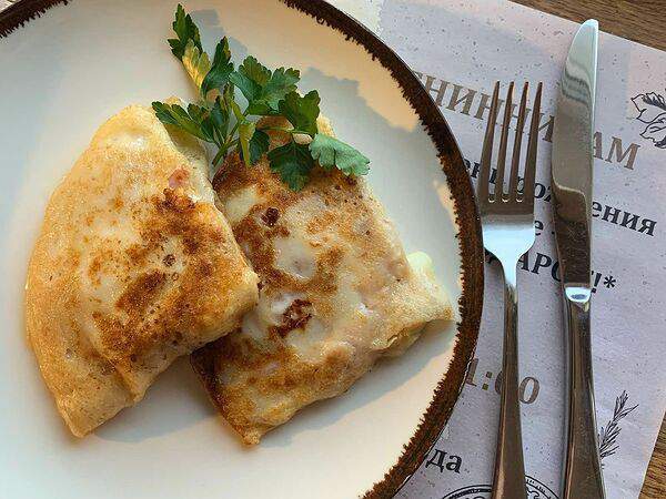 Amelie - Блинчики с ветчиной и сыром