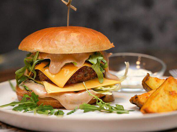 Amelie - Бургер с бифштексом из говядины