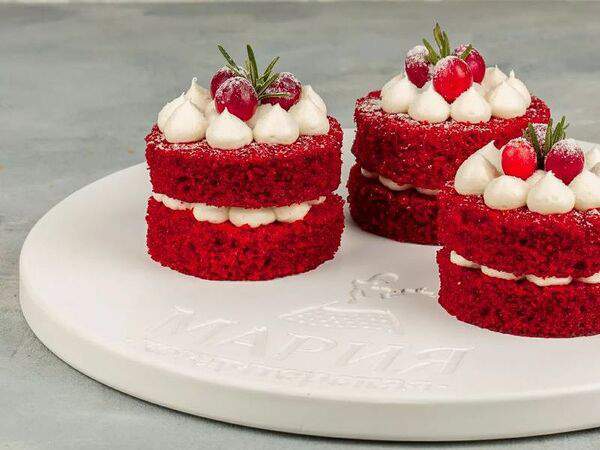 Мария - Пирожное Красный бархат