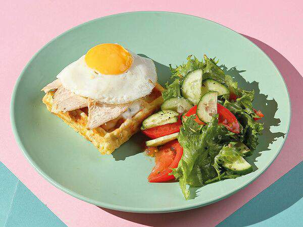 Корица - Картофельная вафля с запеченной курицей