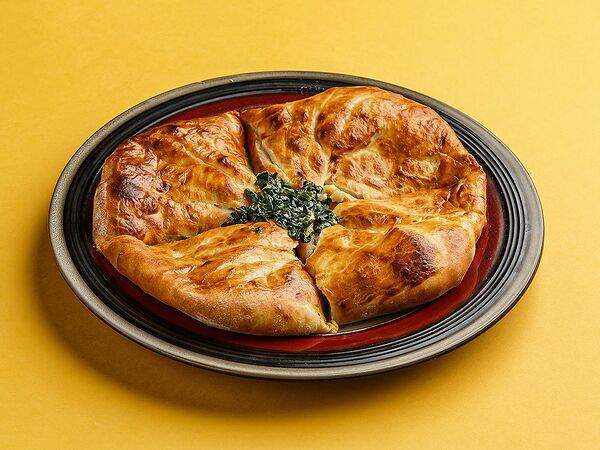 Баши Грузинское Бистро - Хачапури со шпинатом