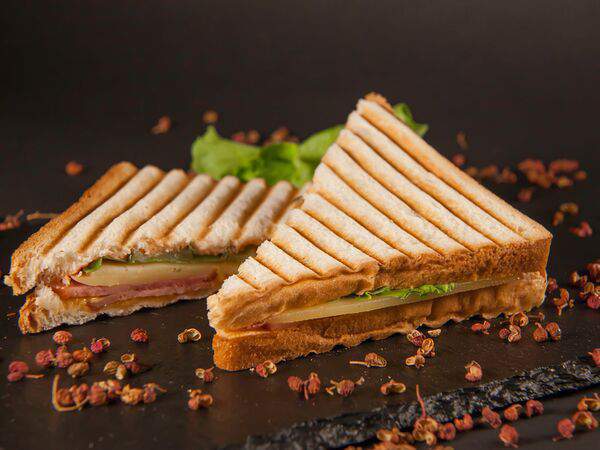 Terkin Gastro Pub - Клаб-сэндвич