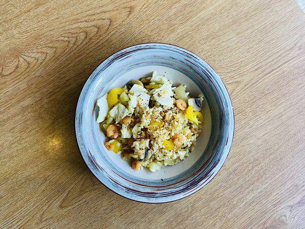 Изюм - Рис Ла Маджента с креветками и овощами