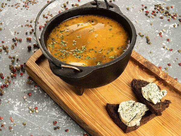 Чинар - Уха из судака и лосось