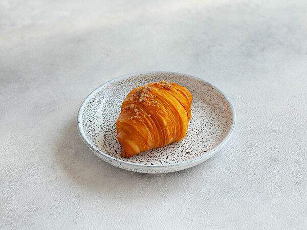 Корж - Карамельный круассан