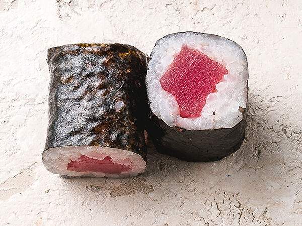 Chalet River Club - Ролл с тунцом