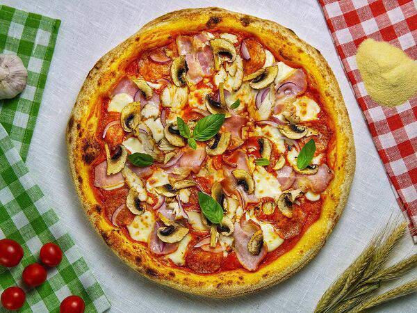 Burrata - Пицца Мясная