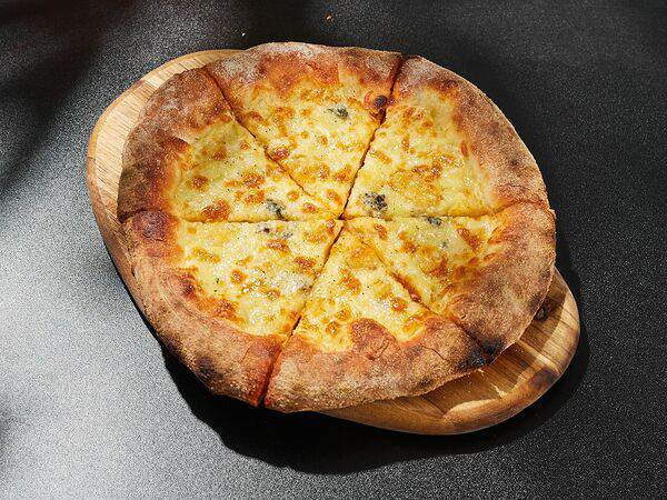 Сезоны - Пицца Четыре сыра