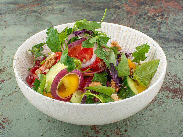 Гастроном - Салат с гранатом и зеленью